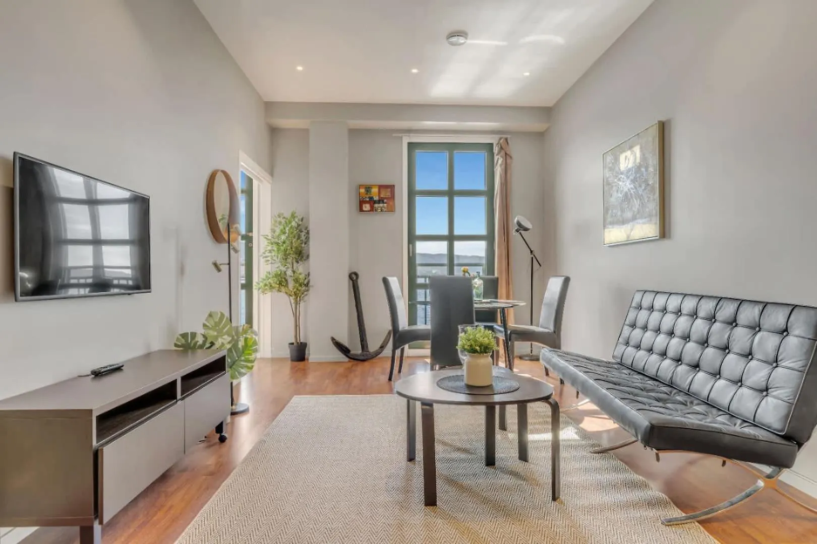 Heimby - Seaside View Luxury - Free Parking location